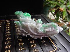 新品如意白菜摆件 首选玉得富，精致翡翠的艺术馈赠