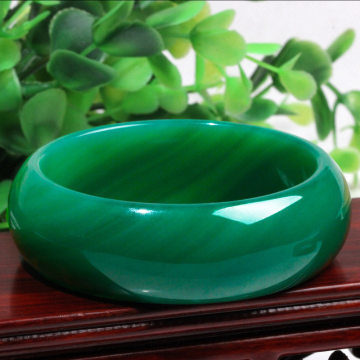 赵义玉器·七夕臻选｜纯天然绿玛瑙手镯，加宽加厚礼献挚爱